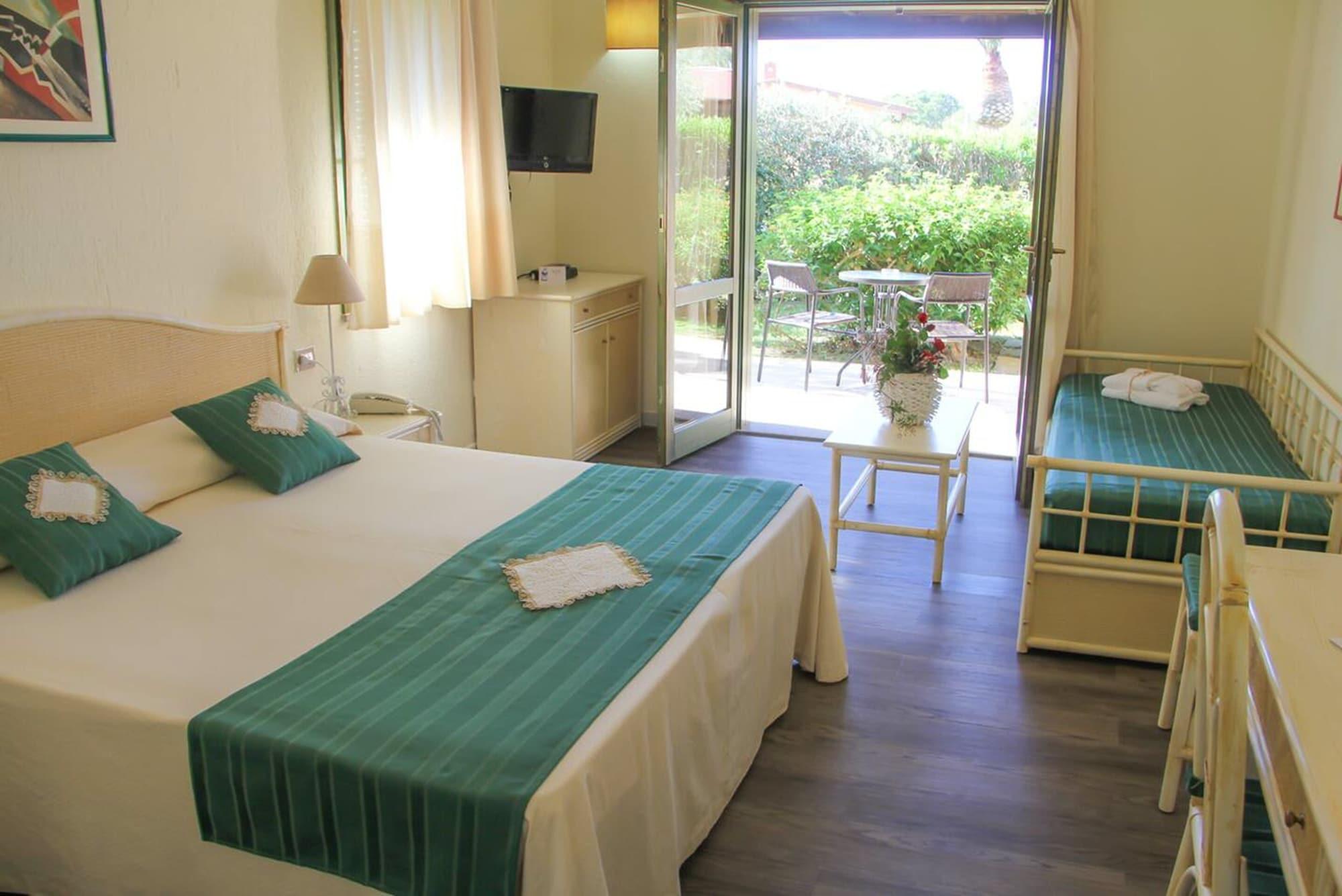 Albaruja Hotel Costa Rei Extérieur photo