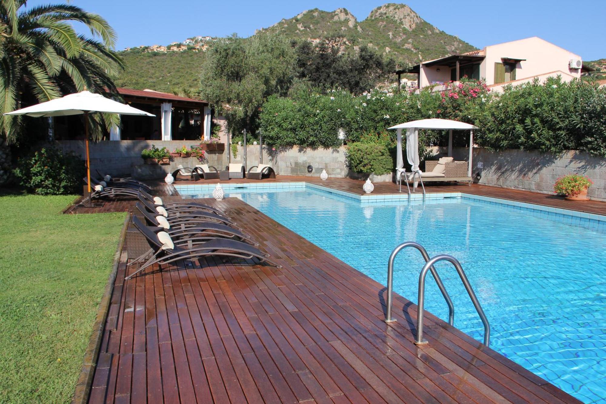 Albaruja Hotel Costa Rei Extérieur photo