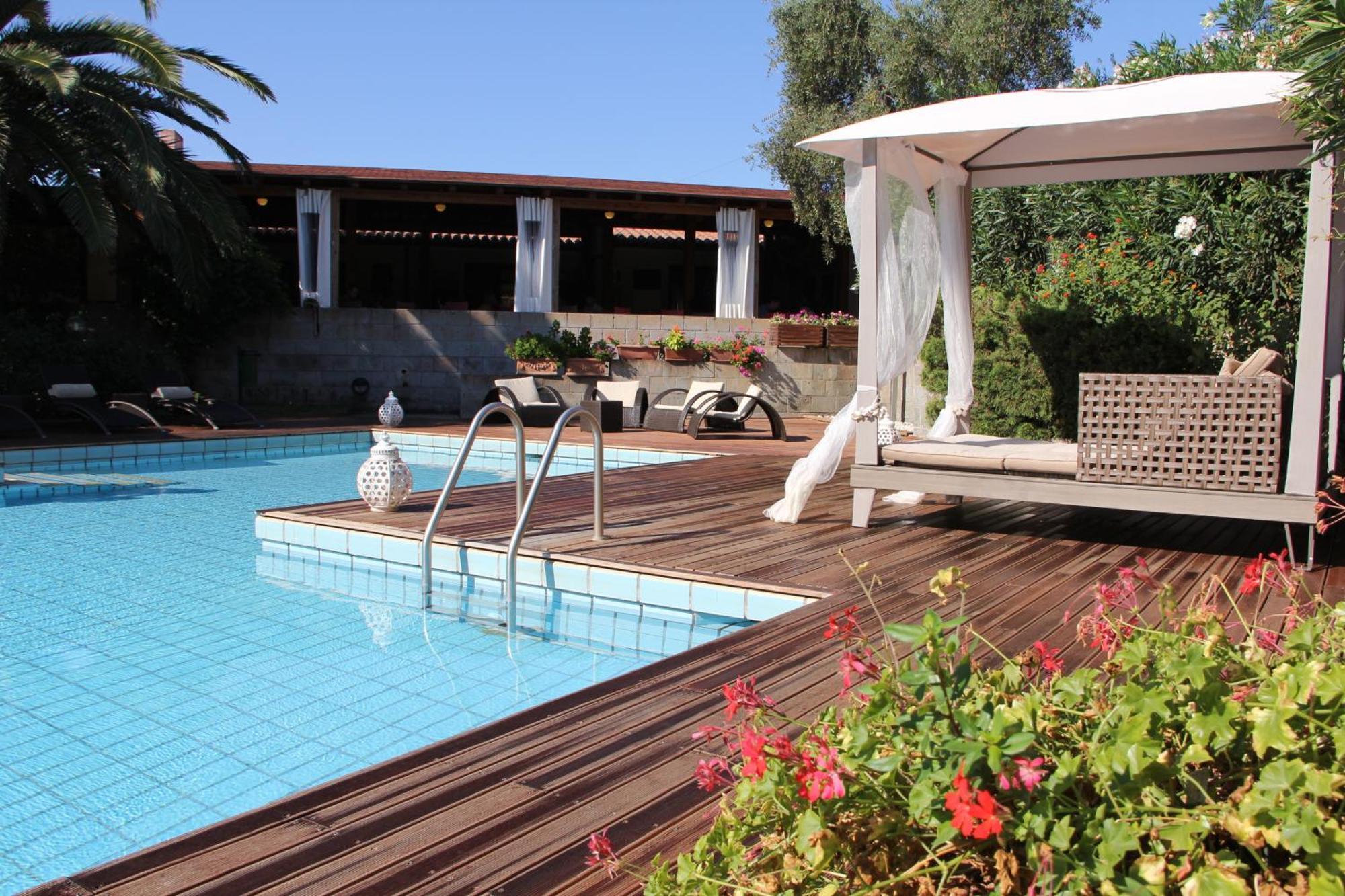 Albaruja Hotel Costa Rei Extérieur photo