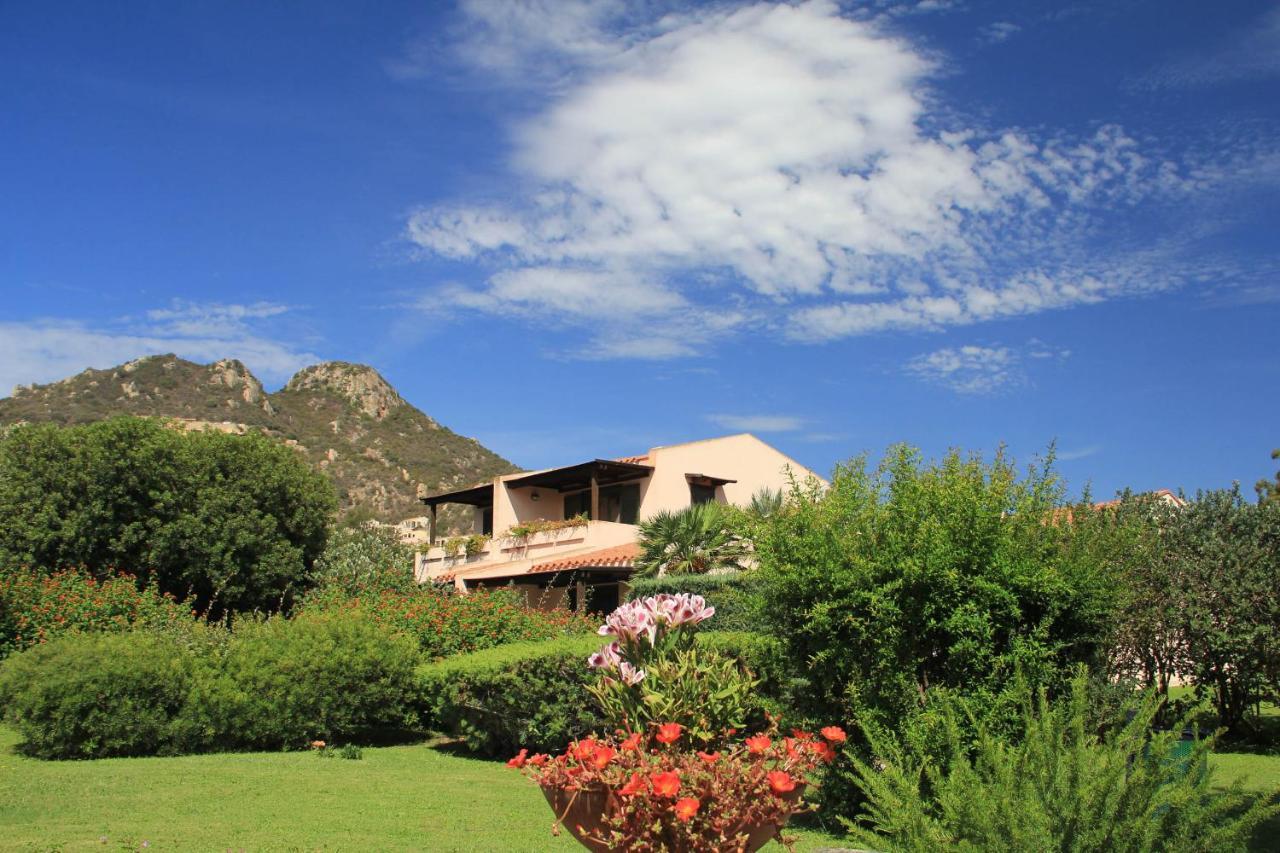 Albaruja Hotel Costa Rei Extérieur photo